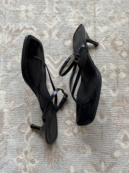 Gucci Black Thong Kitten Heels